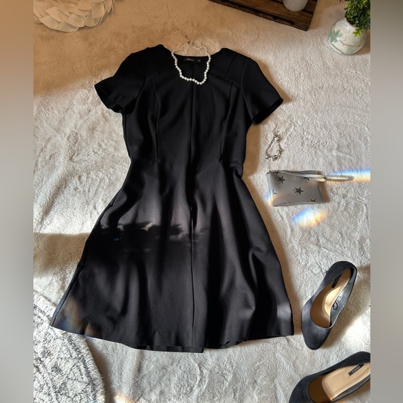 🌻2/$10🌻 Little black dress, Reitmans, size Medium - Picture 1 of 8
